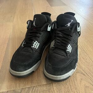 The Air Jordan 4 Retro SE ‘Black Canvas’